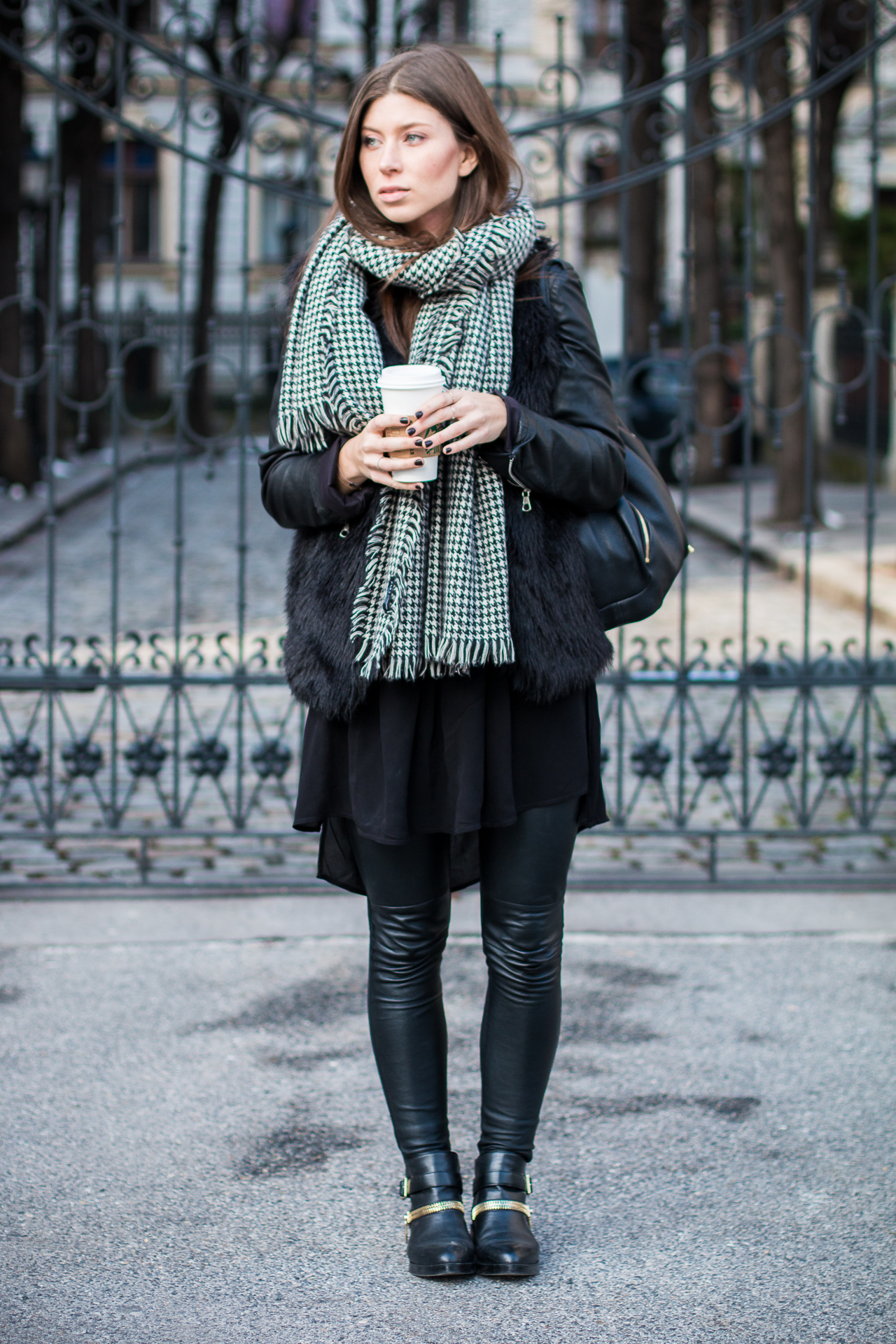 OUTFIT: black layers